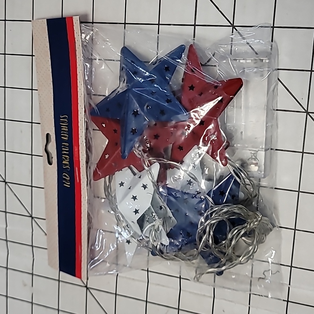 July‎ 4th Decorations Red White Blue 6 Stars  LED Lights, 65" long NIP